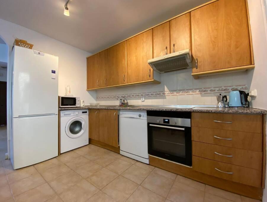 3 Bedroom Home With Amazing Views & Outdoor Spaces Manilva Zewnętrze zdjęcie